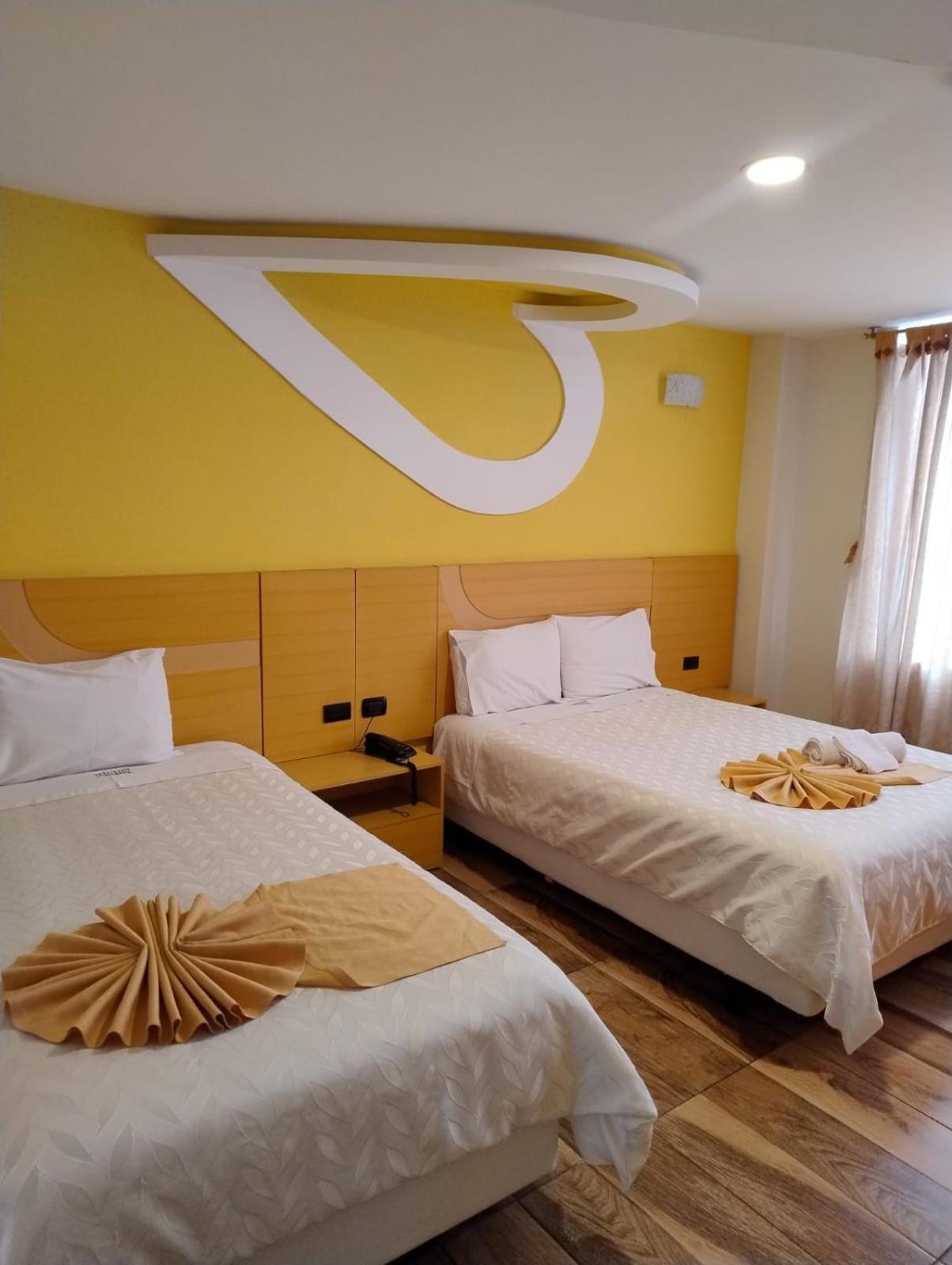 Hotel Golden Coral Tulcán 外观 照片