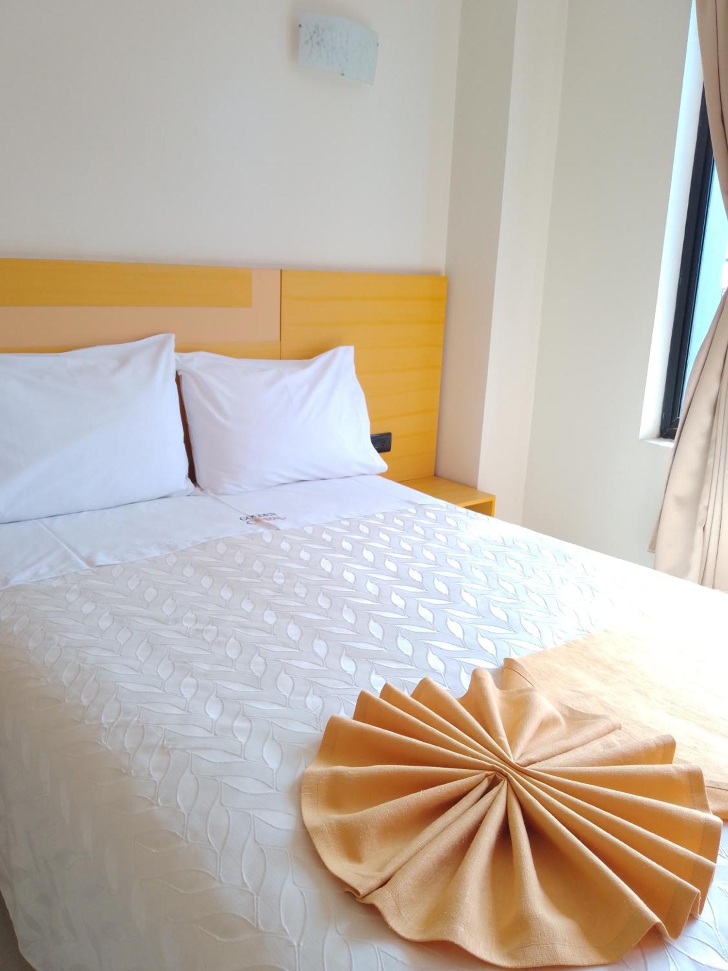 Hotel Golden Coral Tulcán 外观 照片