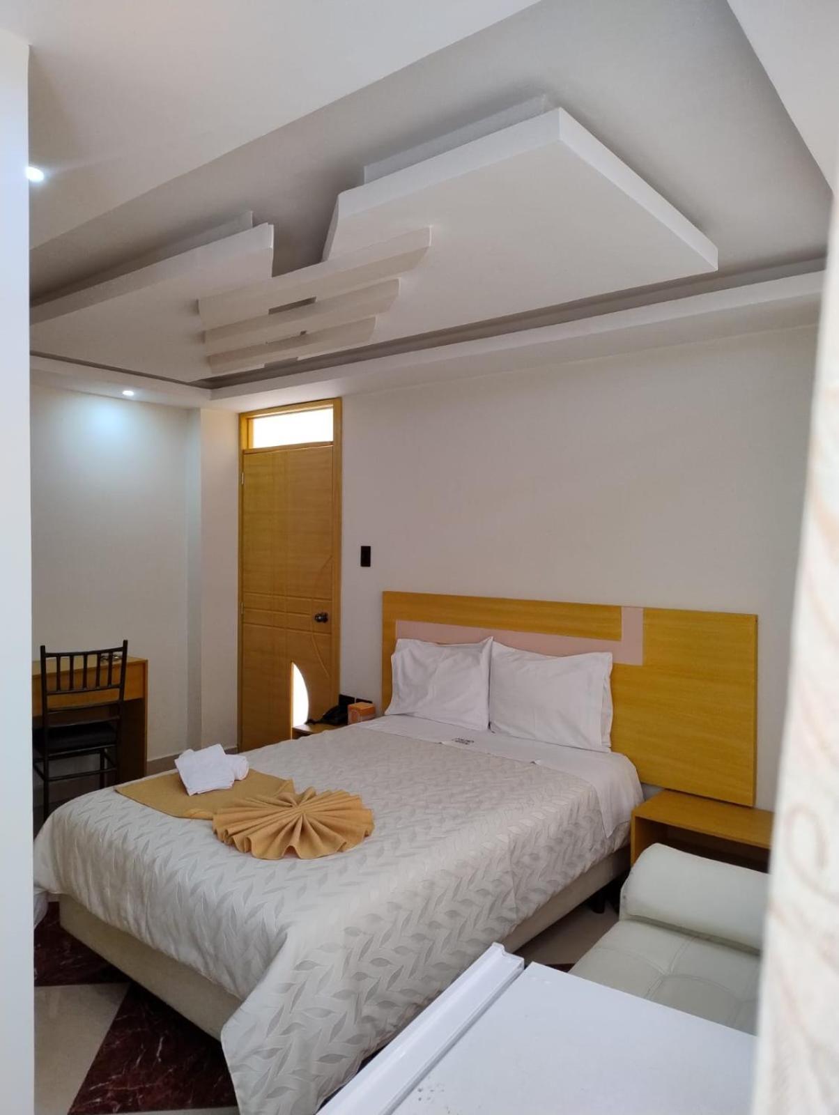 Hotel Golden Coral Tulcán 外观 照片